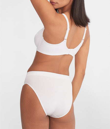 B-Smooth Hi-Cut Brief