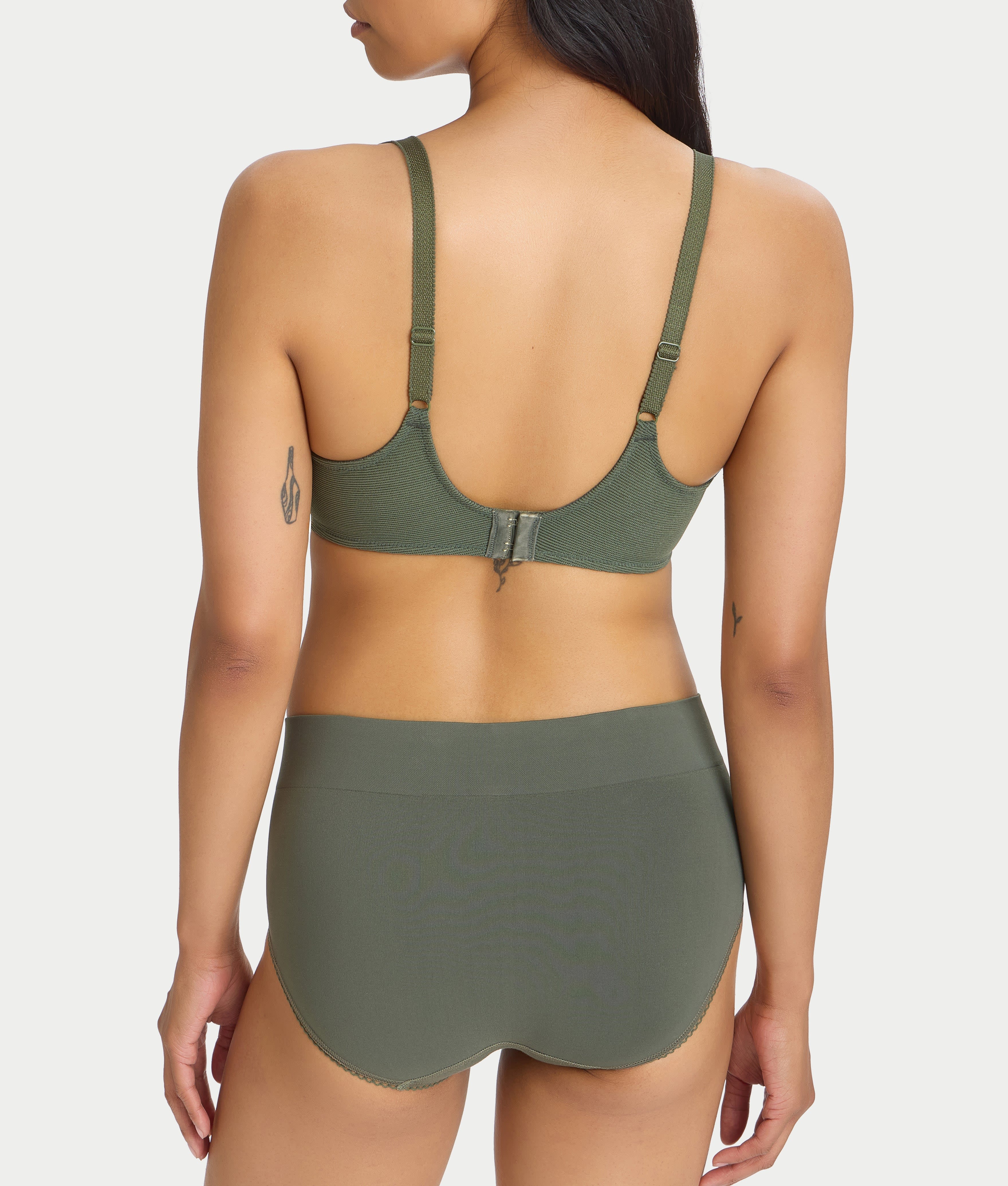 Wacoal Seamless Full Coverage Panties - No-Pinch Waistband Super Soft Everyday Briefs