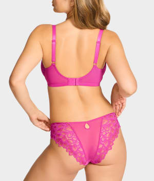 Magenta