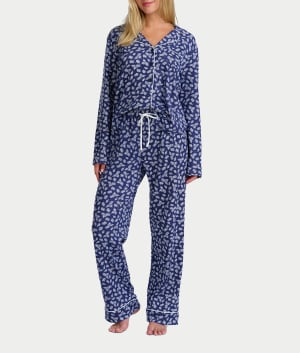 Jolly & Bright Long Sleeve Notch Pajama Set: undefined