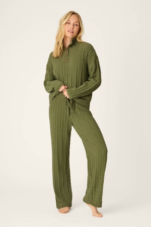Cozy Chenille Cable Knit Olivine Pullover Lounge Set: default