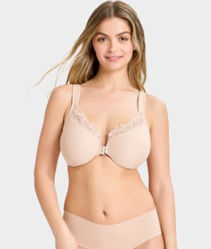Everyday Essential Front-Close Minimizer: undefined