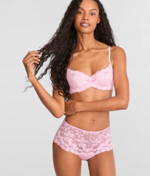 Feeling Famous Tanga: undefined