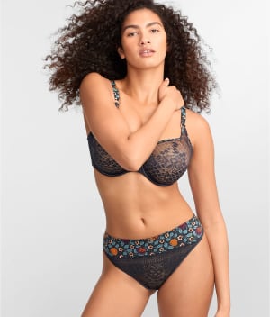 Melody Bikini: undefined