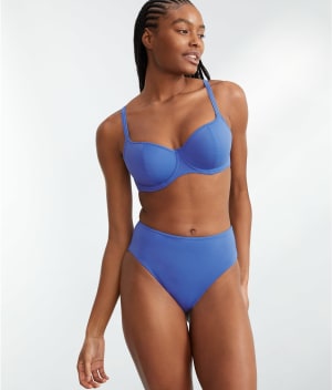 Jewel Cove Sweetheart Bikini Top: undefined