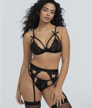 Cage Lace Wireless Bra & Garter Set: undefined