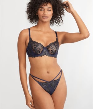 Roxie G-String: undefined