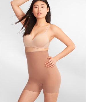 Everyday Seamless High-Waist Shorty: undefined