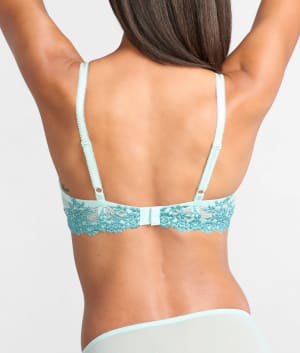 Eggshell Blue/Brittany Blue